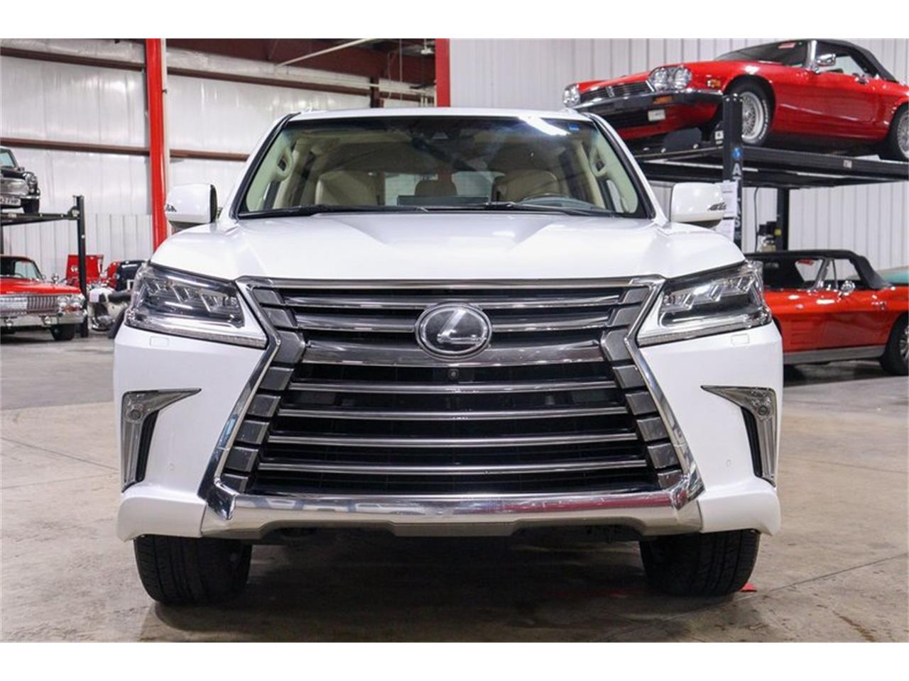 2016 Lexus LX570 Luxury